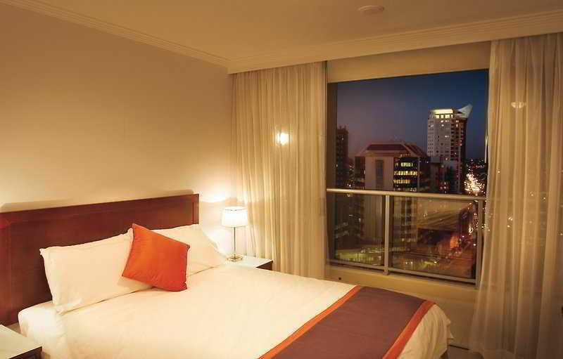 Oaks Brisbane Lexicon Suites 客房 照片